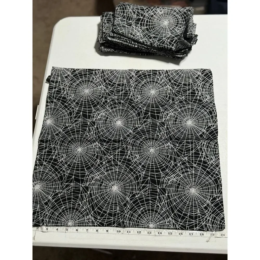 Rachel Zoe Metallic Spiderweb Halloween Napkins Set 8